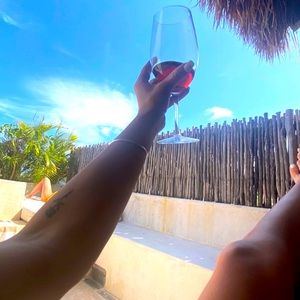 Meet your Posher, Lizzy